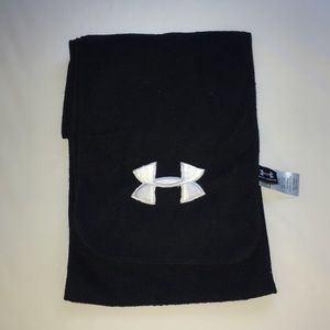 Under Armour microfleece scarf